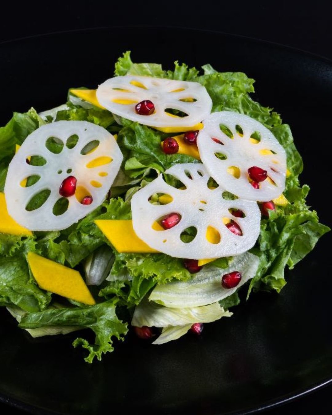 Lollo Rosso in Yam Romaine